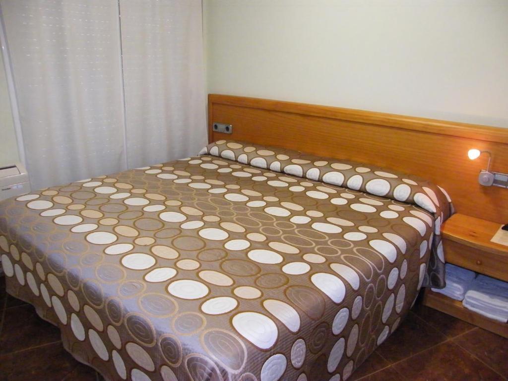 Amolls Restaurant I Habitacions Olot Szoba fotó