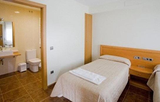 Amolls Restaurant I Habitacions Olot Szoba fotó